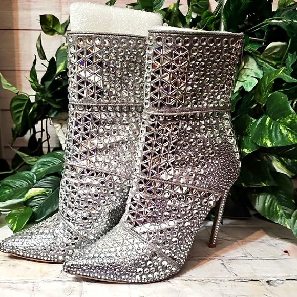 Steve Madden Silver Rhinestone Embellished Women's Boots 8.5 - Picture 1 of 11